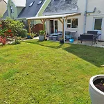 Accommodatie bij particulieren Spacious Twin Bedroom In Listowel