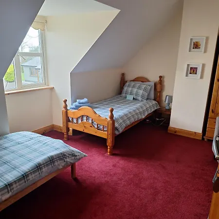 Lovely Twin Bedroom In Kerry Homestay *