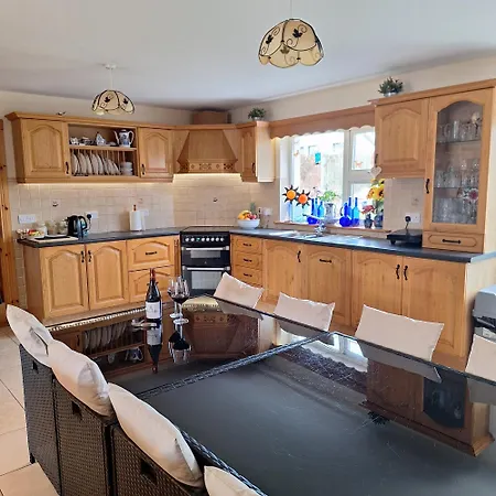 Lovely Twin Bedroom In Kerry Homestay szállás